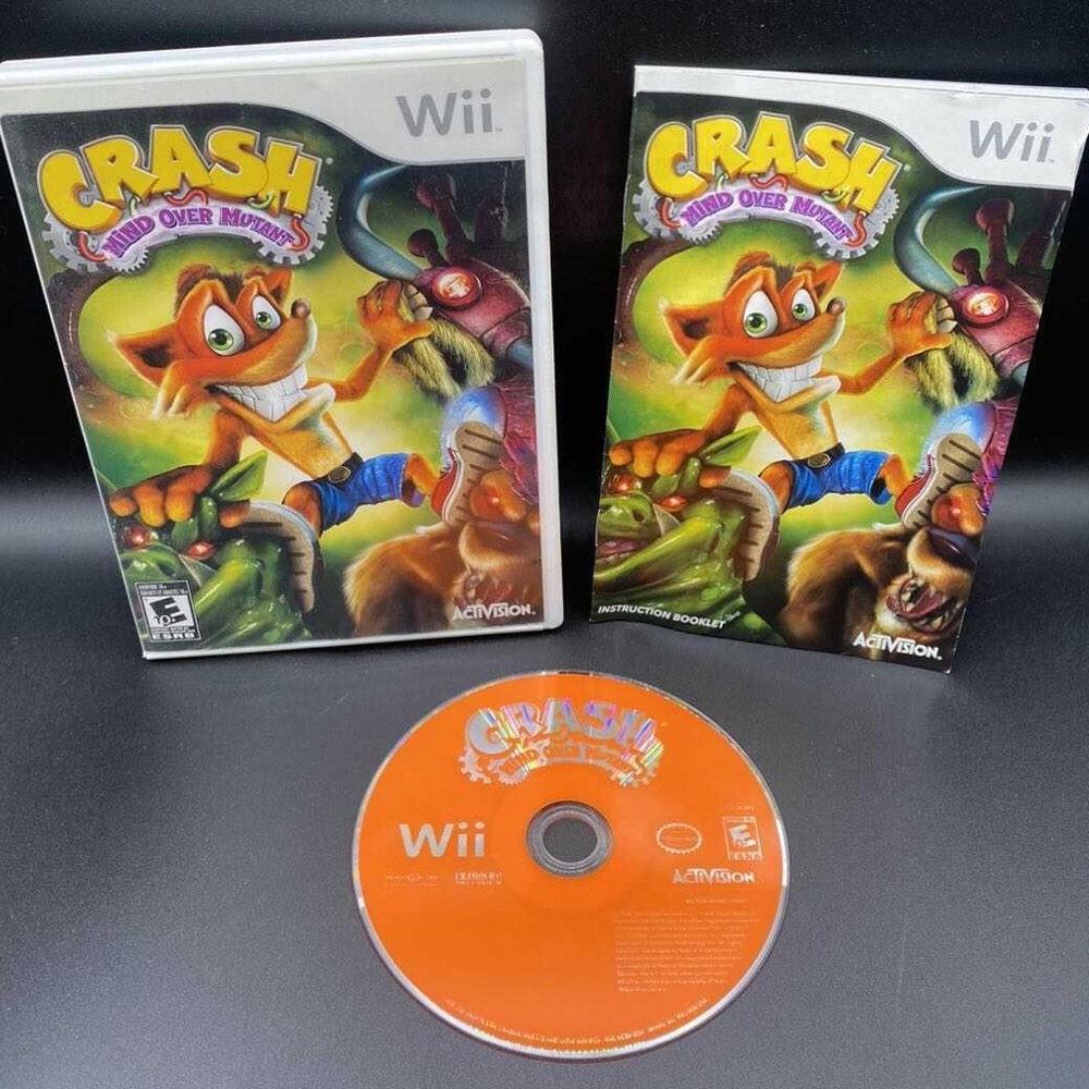Nintendo Wii Crash Mind Over Mutant Video Game with Manual Tested Works